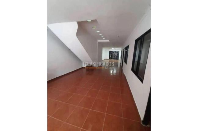 Casas, Venta en Cristóbal Colón