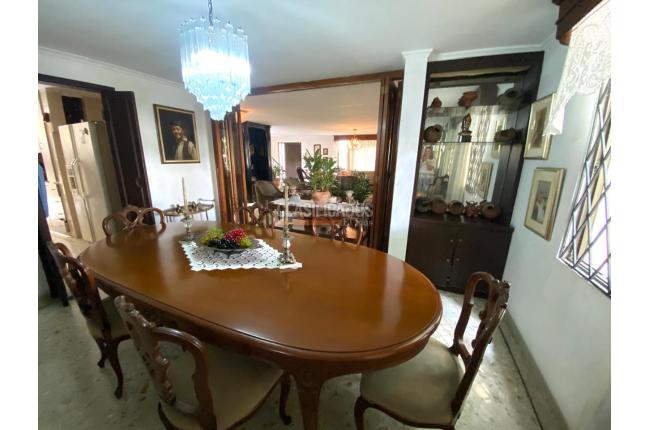 Casas, Venta en La Flora