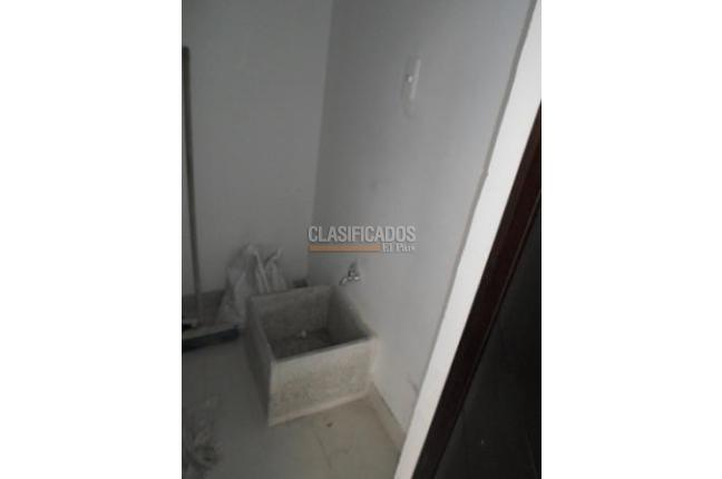 Locales y Bodegas, Alquiler, El Peñón - $4.500.000