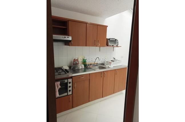 Casas, Alquiler, Bogotá - $2.400.000