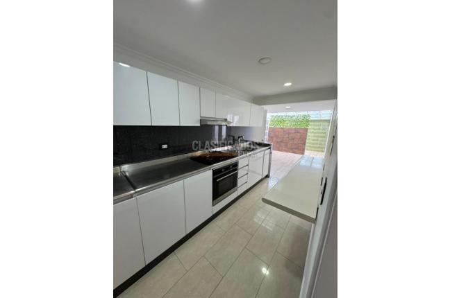 Casas, Venta, Bogotá - $820.000.000