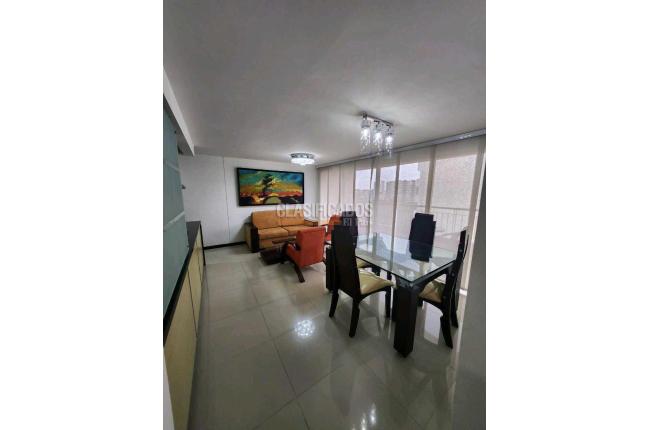 Apartamentos, Venta en Meléndez