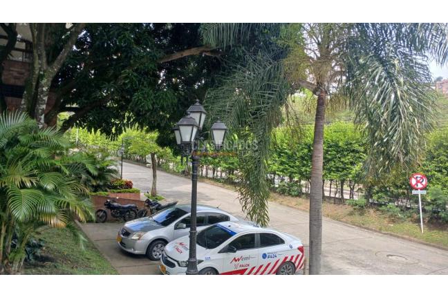 Apartamentos, Alquiler, Cristales - $15.000.000