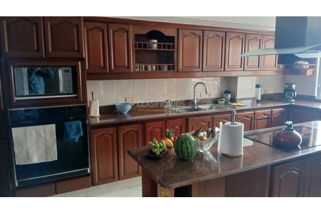 Apartamentos, Alquiler, Cristales - $15.000.000