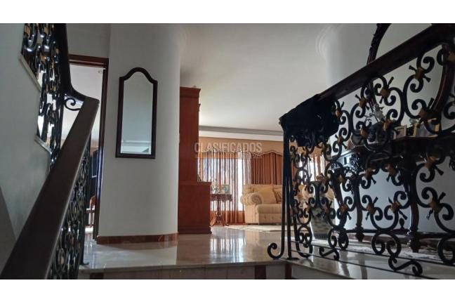 Apartamentos, Alquiler, Cristales - $15.000.000