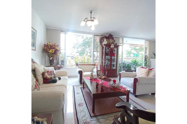 Apartamentos, Venta en Santa Mónica Residencial