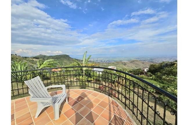 Casas, Venta, Yumbo - $2.700.000.000