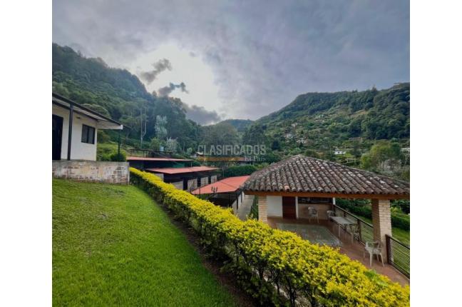 Fincas y Casas Campestres, Venta en Yumbo