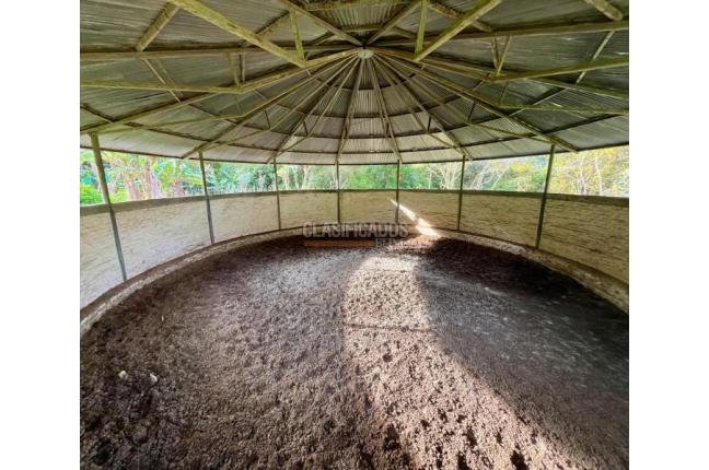 Fincas y Casas Campestres, Venta, Yumbo - $1.700.000.000