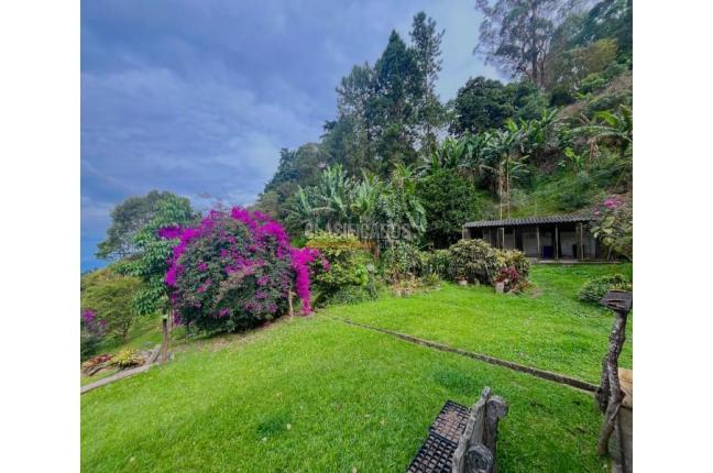 Fincas y Casas Campestres, Venta, Yumbo - $1.700.000.000