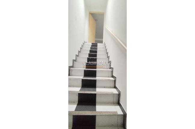 Oficinas y Consultorios, Alquiler en Bogotá