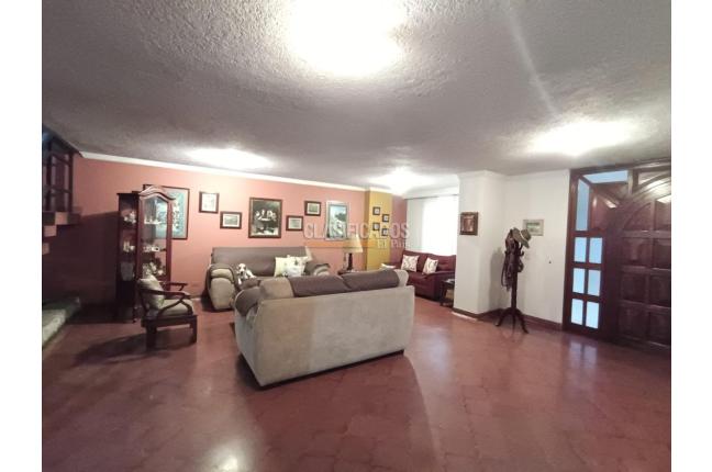 Casas, Venta, Ciudad Jardín - $2.200.000.000