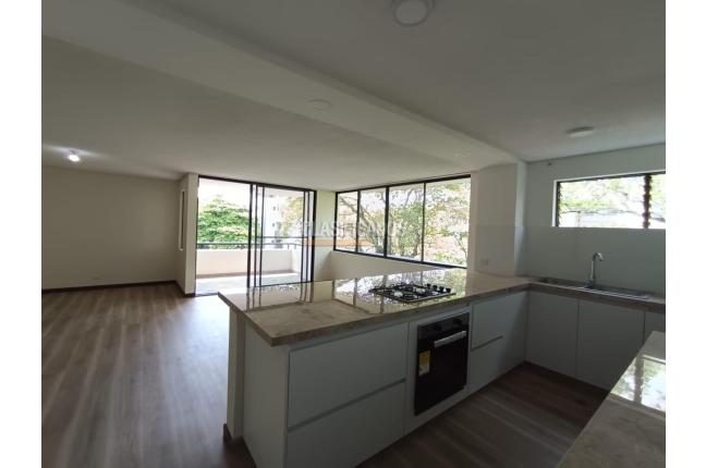 Apartamentos, Venta, Multicentro - $600.000.000