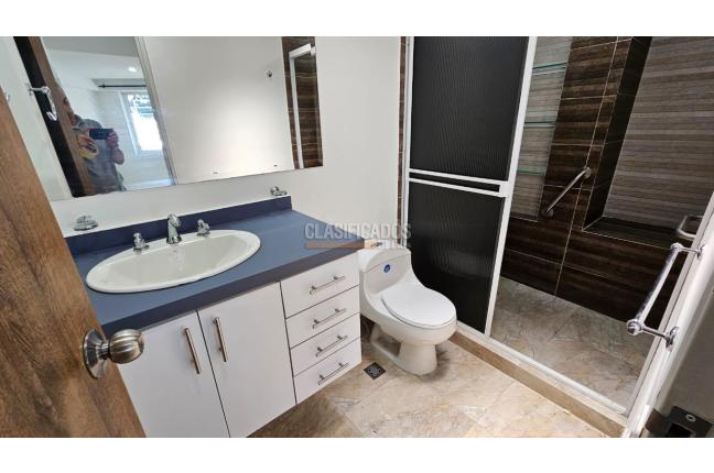 Apartamentos, Alquiler, Tequendama - $1.800.000