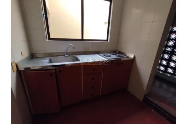 Edificios, Alquiler, Cuarto de Legua - $20.000.000