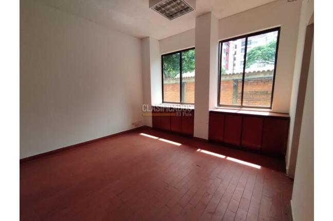 Edificios, Alquiler, Cuarto de Legua - $20.000.000