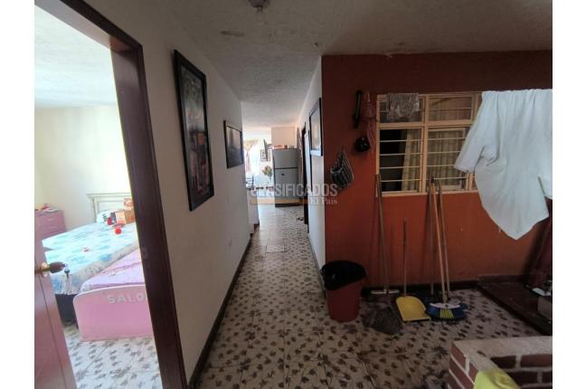 Casas, Venta, Laureano Gómez - $250.000.000