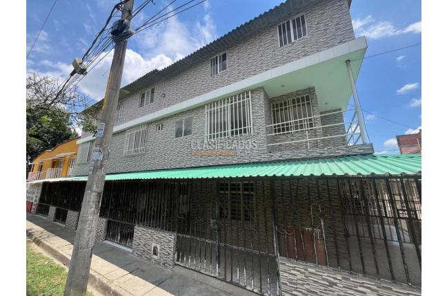 Casas, Venta en Andrés Sanín