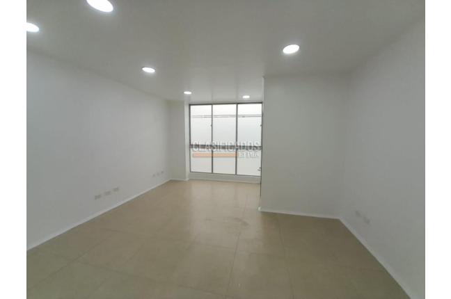 Oficinas y Consultorios, Alquiler en Bogotá