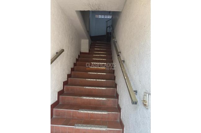 Edificios, Venta, Primero de Mayo - $1.300.000.000