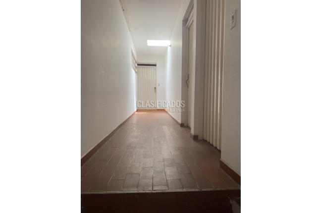 Edificios, Venta, Primero de Mayo - $1.300.000.000