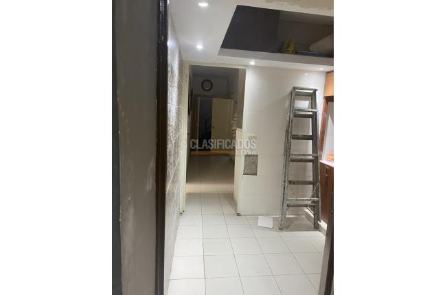 Edificios, Venta, Primero de Mayo - $1.300.000.000