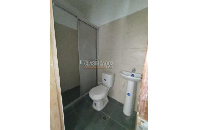 Casas, Alquiler, Miraflores - $5.500.000