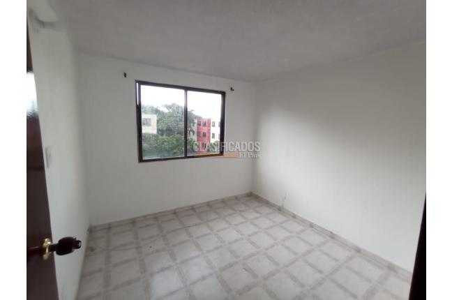 Casas, Alquiler, Miraflores - $5.500.000