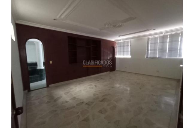 Casas, Alquiler, Miraflores - $5.500.000