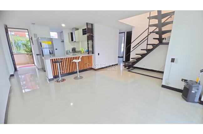 Apartamentos, Alquiler, Cristales - $5.000.000