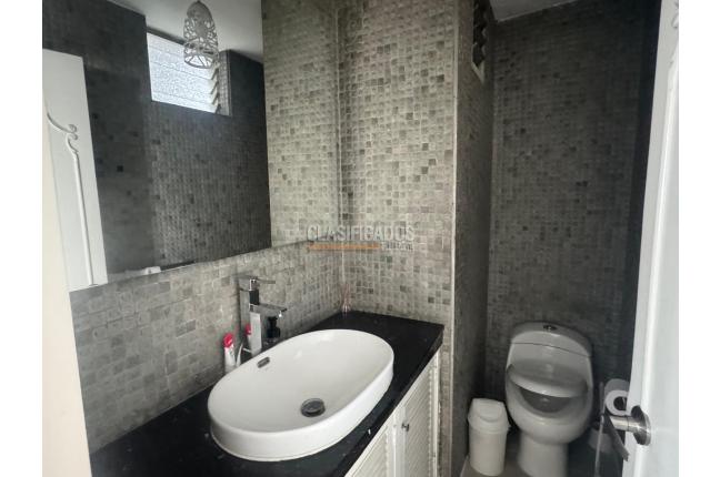 Apartamentos, Venta, Versalles - $965.000.000