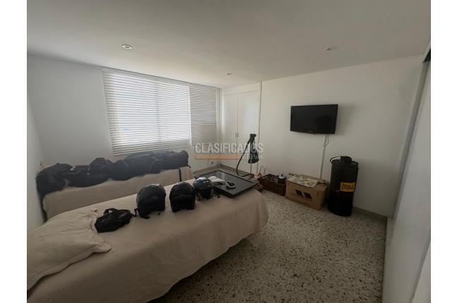 Apartamentos, Venta, Versalles - $965.000.000