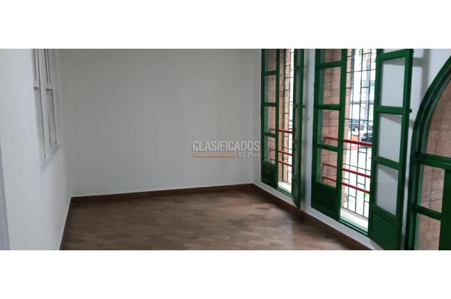 Oficinas y Consultorios, Alquiler, Versalles - $3.500.000