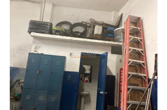 Edificios, Venta, El Piloto - $800.000.000