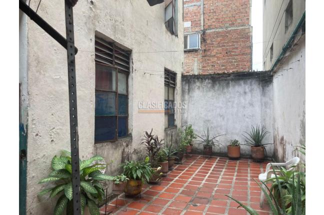 Edificios, Venta, El Piloto - $800.000.000