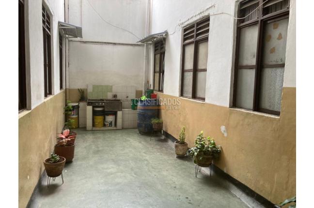 Edificios, Venta, El Piloto - $800.000.000