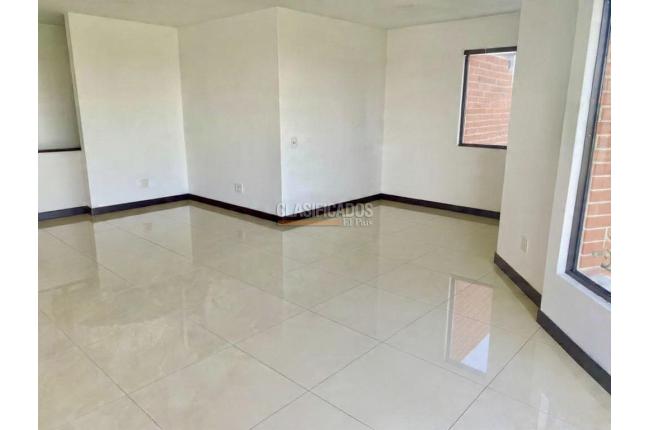 Apartamentos, Venta en Las Quintas de Don Simón