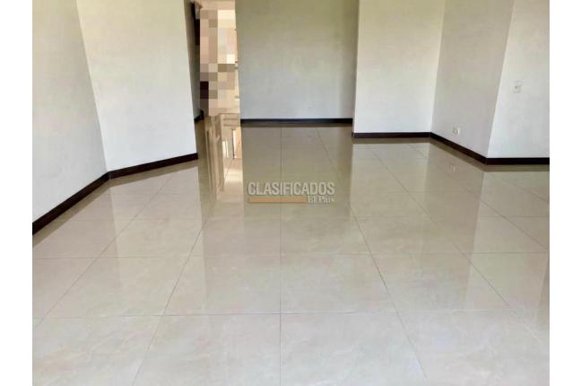 Apartamentos, Venta en Las Quintas de Don Simón