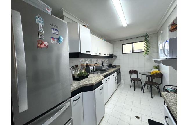 Apartamentos, Venta, Versalles - $420.000.000