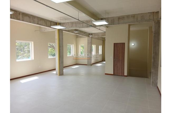 Locales y Bodegas, Alquiler, Cámbulos - $19.000.000