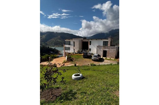 Casas, Venta, Calima (Darién) - $2.500.000.000