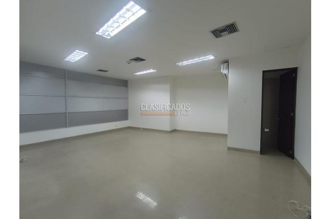 Oficinas y Consultorios, Alquiler, Centro Ccial. Unicentro - $4.280.000