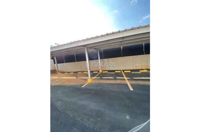 Apartamentos, Venta, Cerro Cristales - $620.000.000