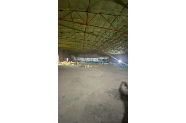 Locales y Bodegas, Venta, El Limonar - $5.800.000.000