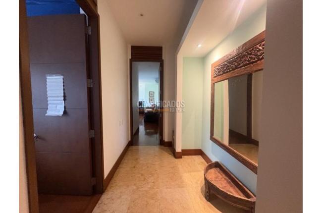Apartamentos, Venta, Aguacatal - $1.335.000.000