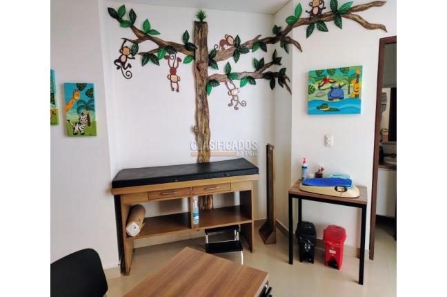 Oficinas y Consultorios, Venta en Camino Real