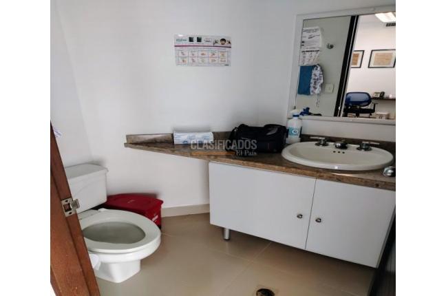 Oficinas y Consultorios, Venta, Camino Real - $345.000.000.000