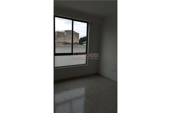 Apartaestudios, Alquiler, Champagñat - $690.000