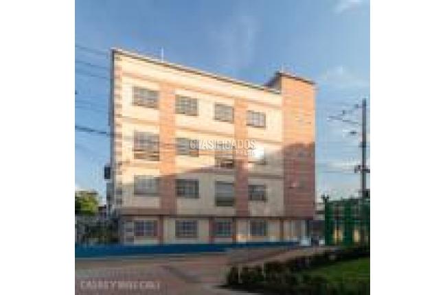 Edificios, Alquiler en Calima