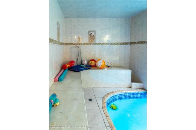 Casas, Venta, Prados del Norte - $1.150.000.000